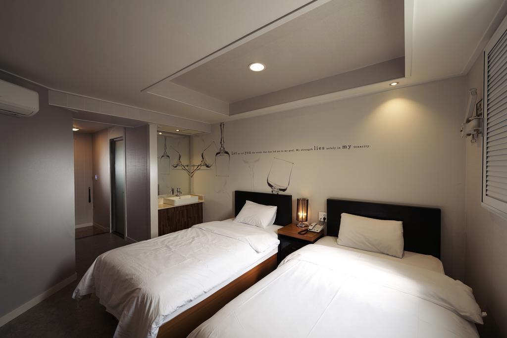 New Suwon Hotel Exteriér fotografie
